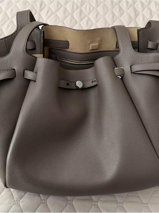 Tory Burch Handbags - Tory Burch Pebbled Leather Tote in Taupe Gray